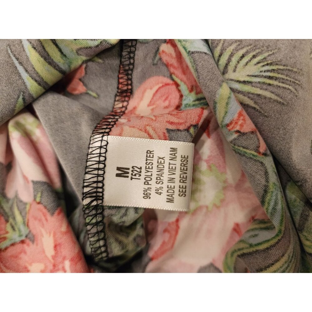 Ups and Downs Women's Floral Dress V-Neck Black Pink,Red, Green Flowers - Sz M - Picture 3 of 16
